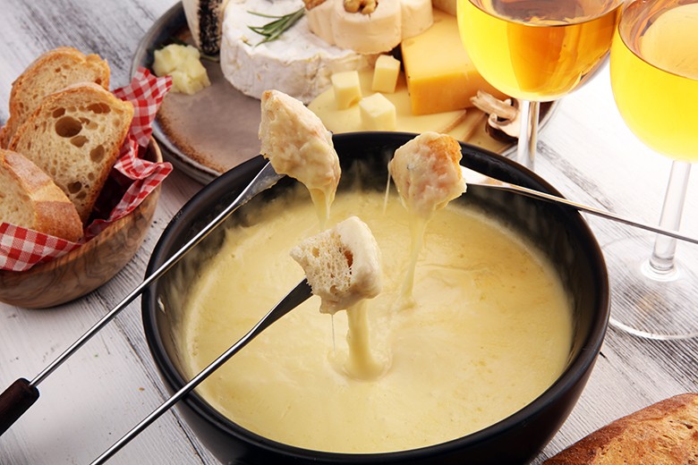 Fondue Mit K se Rezept fondue-mit-k-se-rezept