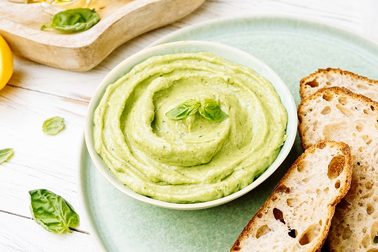 Avocado Basilikum Pesto