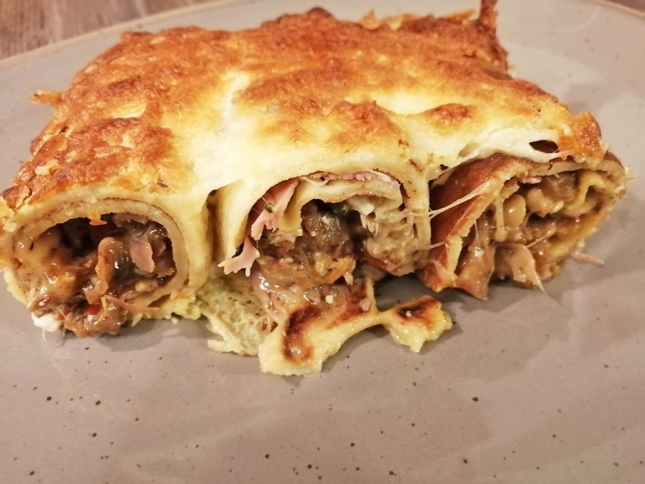 Überbackene gefüllte Palatschinken - Rezept